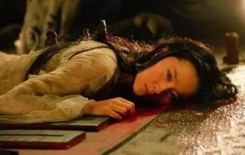 中國最慘的一位女皇帝,她兵敗被俘後,被上百官兵折磨三天三夜!