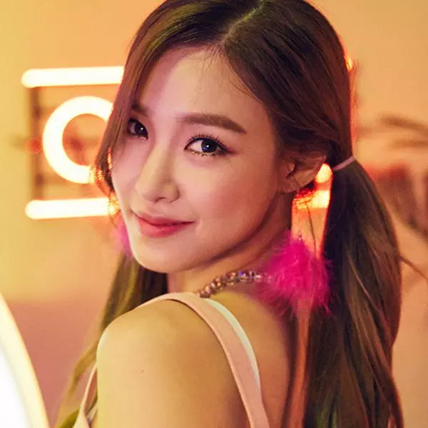 「父債子還」持續升溫!少女時代Tiffany的父親遭到神秘男子指控