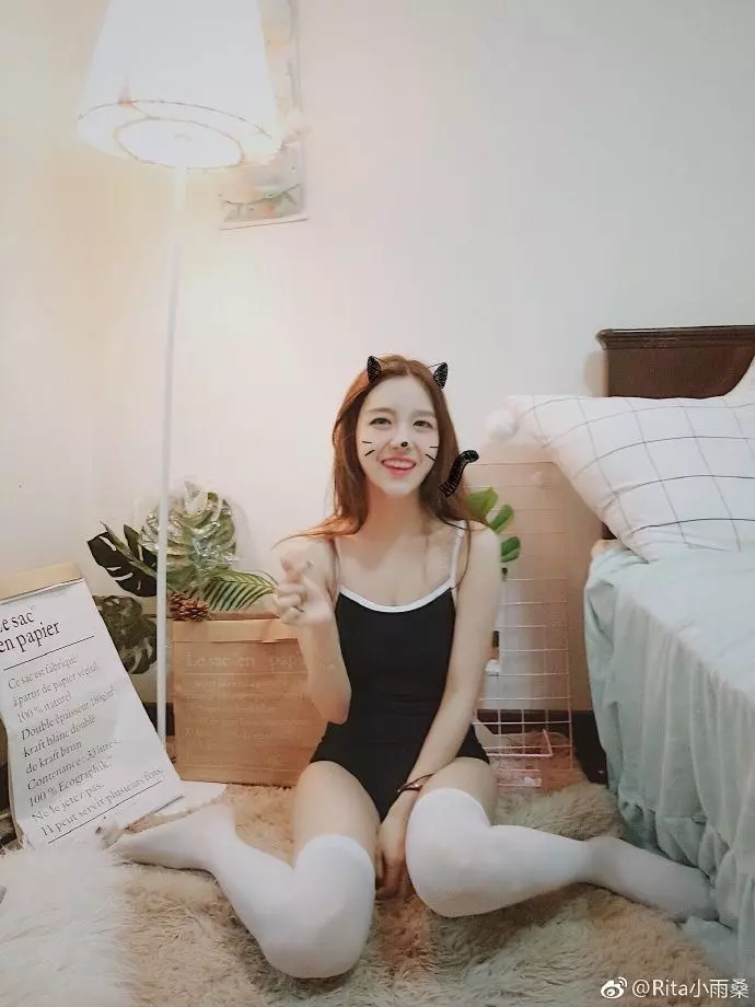 LOL新晉電競女神認真解說 穿...掀起網友暴動:好分