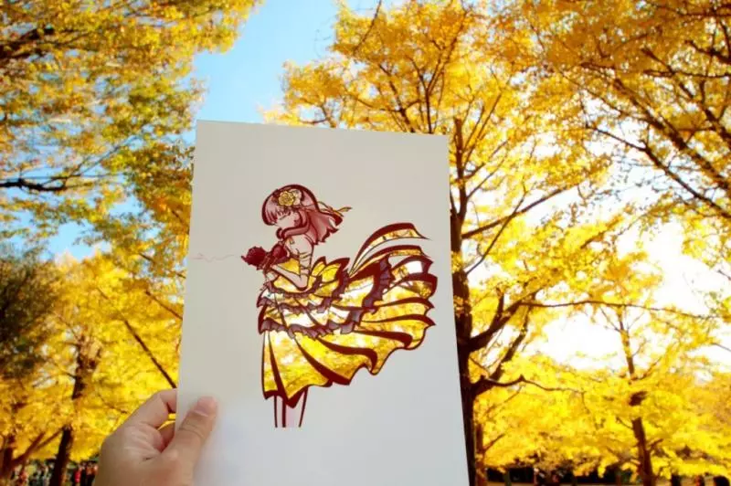 日本藝術家靠大自然「上色」 隨時幫插畫主角換上絕美新服裝