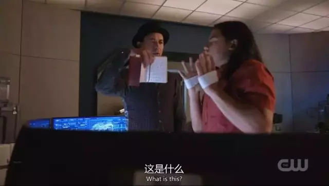 《閃電俠》系列第100集:反派全員回歸!