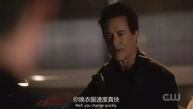 《閃電俠》系列第100集:反派全員回歸!