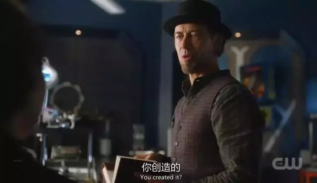 《閃電俠》系列第100集:反派全員回歸!
