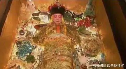 慈禧最愛的2件女性私人用品,一件頻繁使用,另一件卻羞於見人!