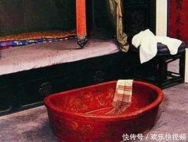 慈禧最愛的2件女性私人用品,一件頻繁使用,另一件卻羞於見人!