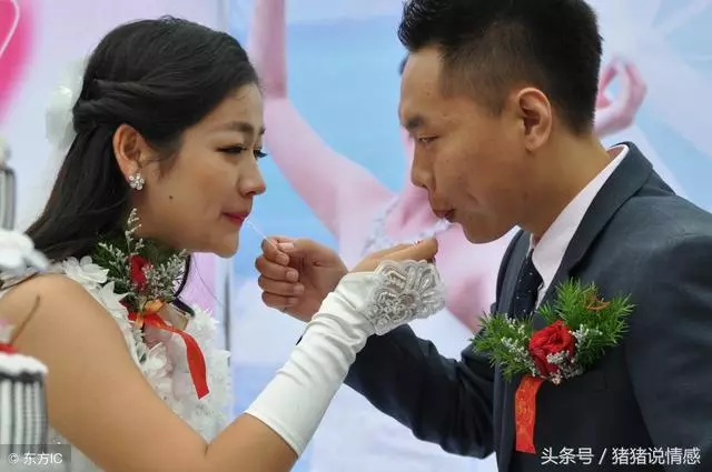 老婆,我不會讓你碰我家一分錢,每個月就五百零花錢,別怪我心狠