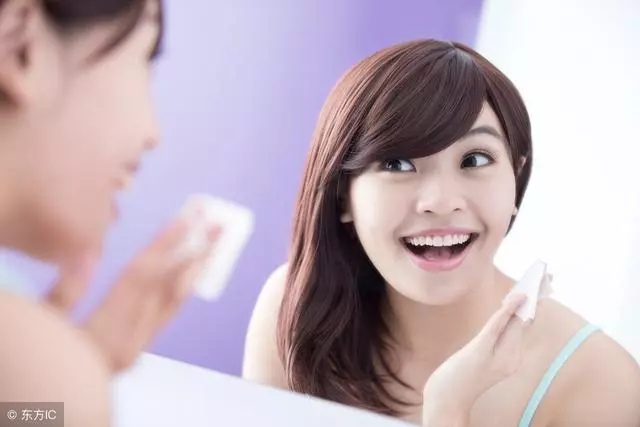女人35歲前,晨起常做一件事,助你40年輕,60不老!