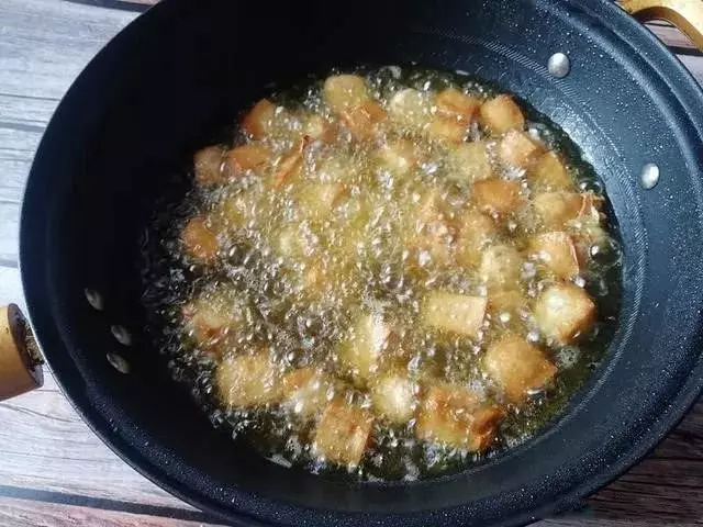 豆腐和它是絕配,味道香濃,豆腐入味,看著就想吃!