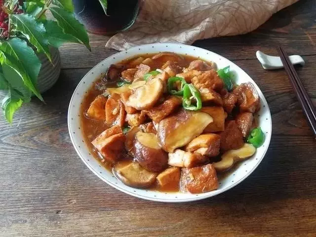 豆腐和它是絕配,味道香濃,豆腐入味,看著就想吃!