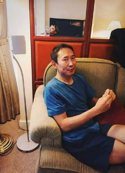 披著羊皮的色狼!台灣著名導演鈕承澤爆性侵女工作人員!假借聊天下手,受害者