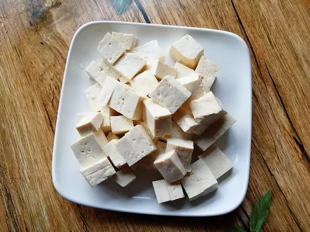 一道非常適合冬季喝的湯,豆腐和它是絕配,營養互補,刮油排毒