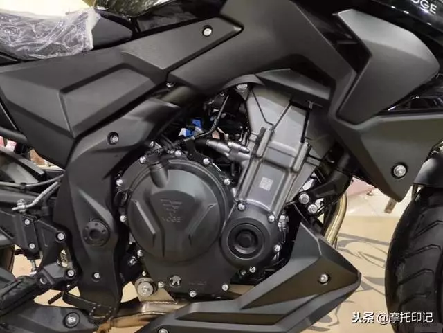 隆鑫無極500R上市,誰說國產車的品控不盡人意?一起來看細節圖!