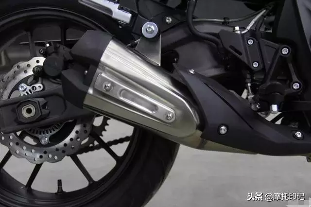 隆鑫無極500R上市,誰說國產車的品控不盡人意?一起來看細節圖!