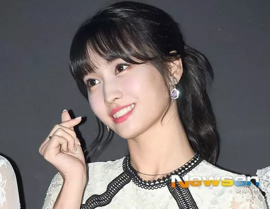 [TWICE][分享]181206 依舊是KPO女團第一TWICE今年截止目前為止專輯銷量458萬張+