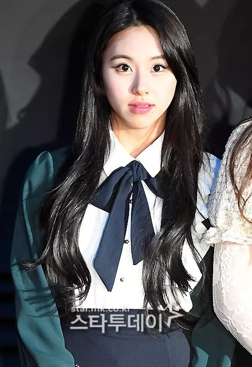 [TWICE][分享]181206 依舊是KPO女團第一TWICE今年截止目前為止專輯銷量458萬張+