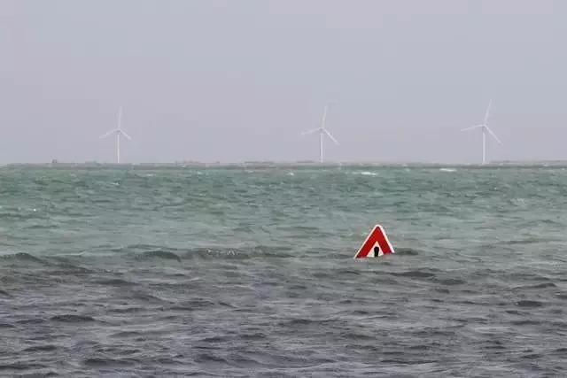 世界最危險的海上公路,成老司機噩夢,一路狂飆才能活下去