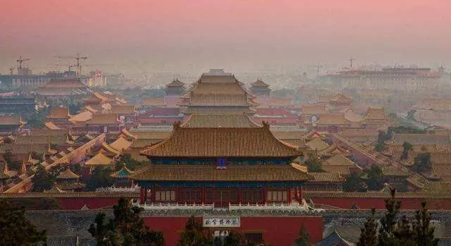 故宮的房頂從沒有鳥糞, 600多年了為何如此乾淨? 專家說出了秘密!