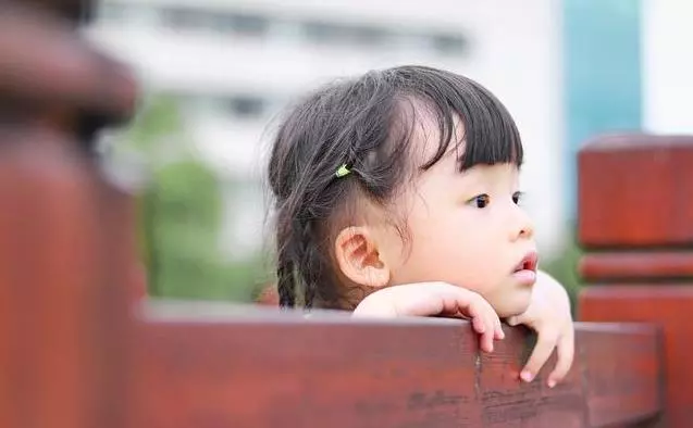班主任說:自卑孩子有6種表現,28種培養孩子自信的方法,提升孩子實現夢想的能力