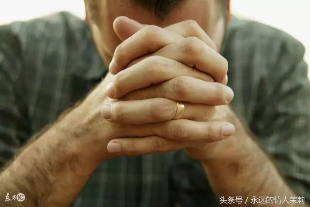 離婚十年去參加兒子生日聚會,他給我說了13個字,讓我痛不欲生