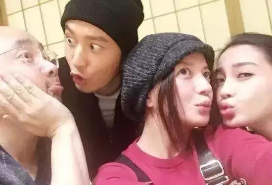 林心如結婚趙薇只給了10萬禮金,而他結婚,趙薇手一揮就是200萬!