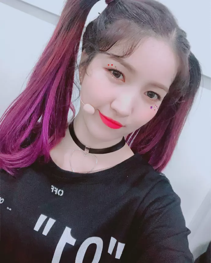 [GFRIEND][新聞]181207 第33屆金唱片候補名單公開GFRIEND憑藉《夜》入圍音源部門提名