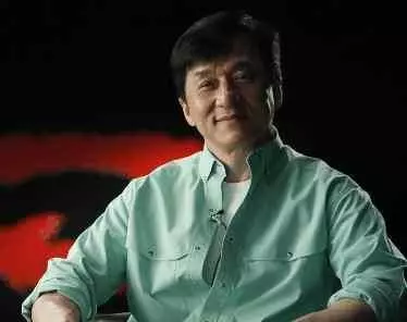 林鳳嬌當年生下房祖名,在爸爸那欄填了3個字!網友看了都佩服!
