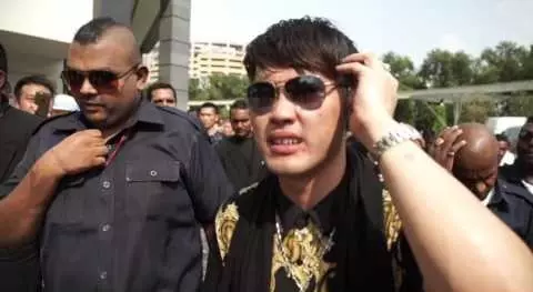 【拿督斯里打警衛】被打RELA【嚴厲聲明】我沒收錢