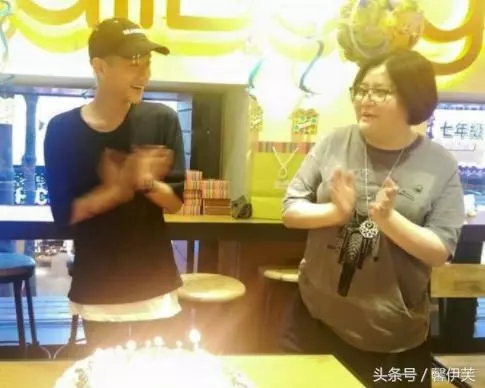 15年前她跳樓輕生,把孩子丟給王菲,如今兒子長大卻不認媽媽?