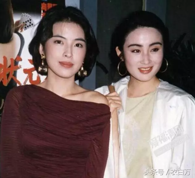 56歲歌神張學友和小四歲妻子近照,真的老了,卻坐擁16億的豪宅!