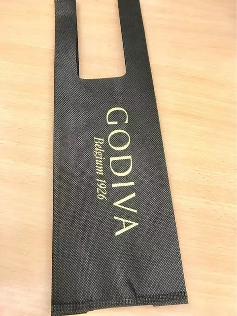 7-11的GODIVA熱可可一杯99$值嗎?全台瘋搶味道大評比... 網驚:杯套千萬別丟!