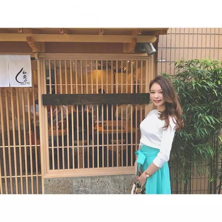 甜美妹子丟棒球九宮格!職棒級起手式「超強高速精準度」網看傻…起底發現背景超驚人