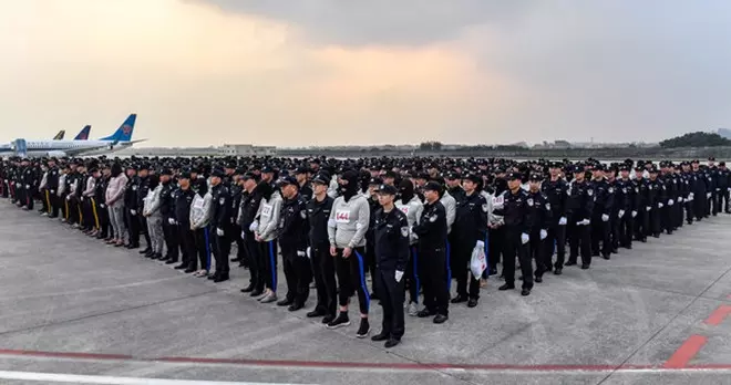 史上最大電信詐騙集團被破 233名嫌犯一律遣返中國!