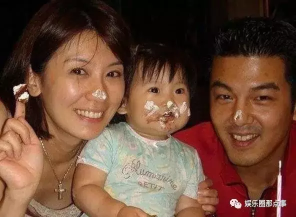 42歲林心如與43歲賈靜雯近照,從閨蜜到仇人,如今差距還真大!