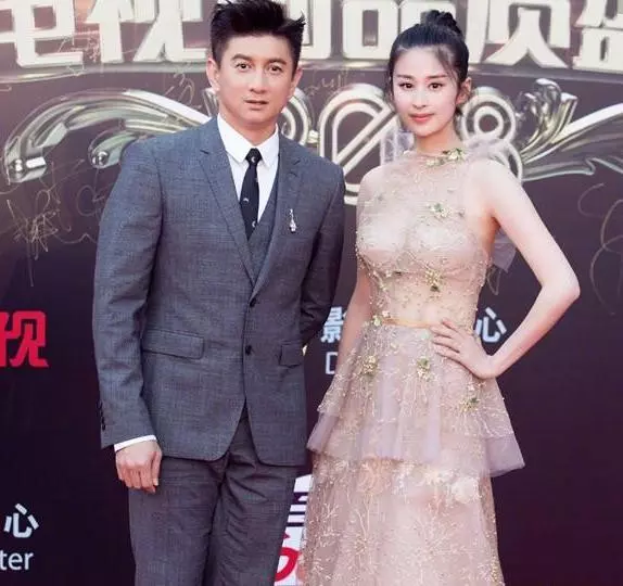 吳奇隆不愛劉詩詩了?看吳奇隆與其他女明星合影就知道了,暴露了!