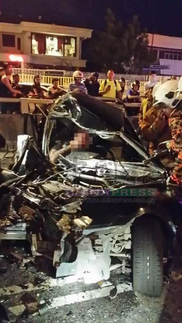 檳城 車禍黑區再奪命 華男傷重不治 (檳城)華裔男子駕車經過車禍黑區烏迪尼路隧道,失控與羅釐迎面相撞