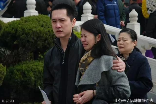 嫂子每天精心打扮出現在我老公面前,去她房間打掃後,我決定離婚