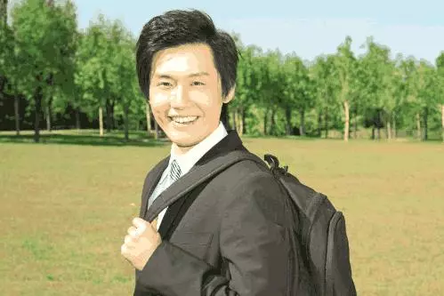 小叔子高考後打暑假工住我家,婆婆來一趟,我的婚姻戛然而止