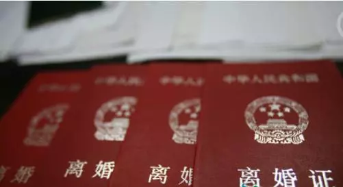 妹妹結婚妹夫家來了20萬彩禮,半年後去看妹妹,我勸妹夫趕緊離婚