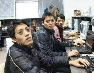 熬 夜 真 的 會 死 人!看看經常熬夜的人,身體會發生什麼惡性變化....