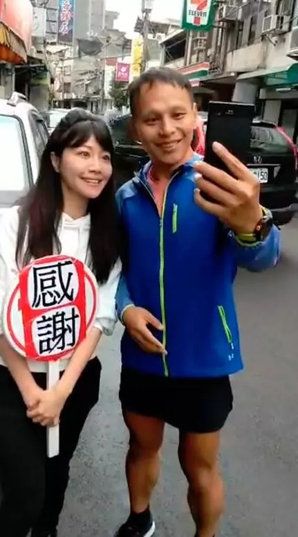 還在謝票!高嘉瑜魅力狂掃 長輩爆料:沒妳柯P不會上