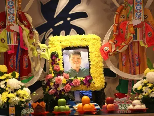 妻同多個男人上床給帶綠帽,丈夫與妻起爭執鬧成墜樓命案