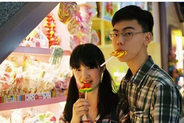 懷孕坐月子,婆婆帶著兩個孩子來照顧我,我媽來看望我怒打110