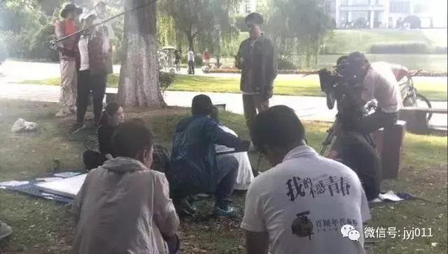 黃有龍前妻近照!選擇趙薇是有原因的,根本就不在一個檔次!