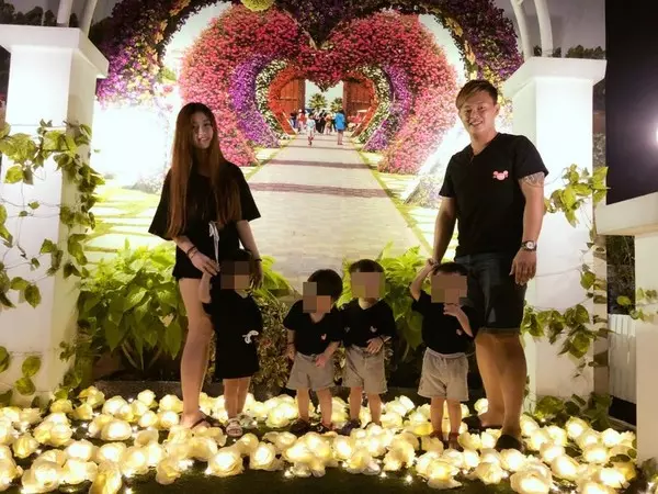 21歲辣媽生四胞胎「驚見肚皮裂開」被酸很噁心!她PO比基尼照怒轟:「尊重全世界的女性!」
