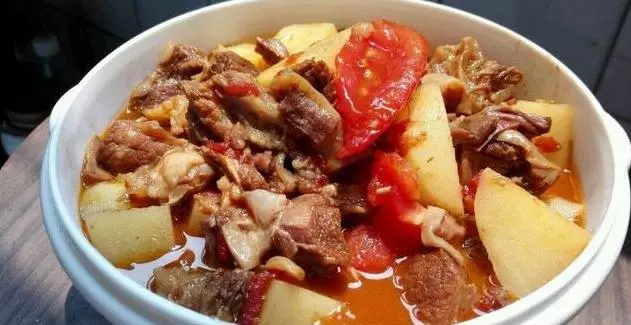 冬天想吃牛腩?不用高壓鍋,教你牛肉軟爛入味好吃做法