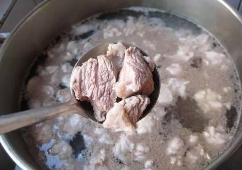 冬天想吃牛腩?不用高壓鍋,教你牛肉軟爛入味好吃做法