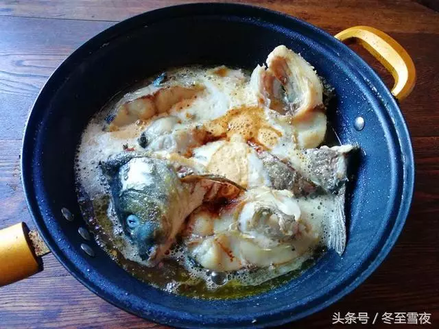 教你把魚這樣做,不用放水,魚肉不腥,肉還鮮嫩,做法簡單容易學