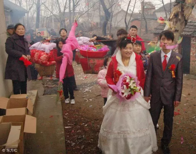 婆婆對三個兒媳都不好,老了她要求兒媳養老,兒媳:找你兒子去!