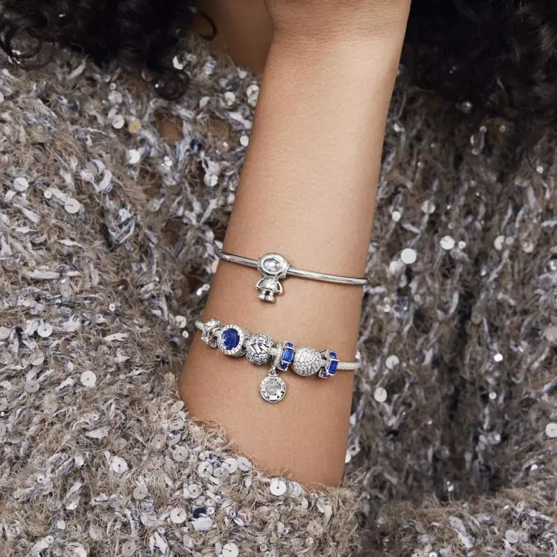 ❄2018 PANDORA 聖誕系列曝光! 獨一無二的太空+聖誕設計, 無論是自己穿戴或送人都好有Feel✨