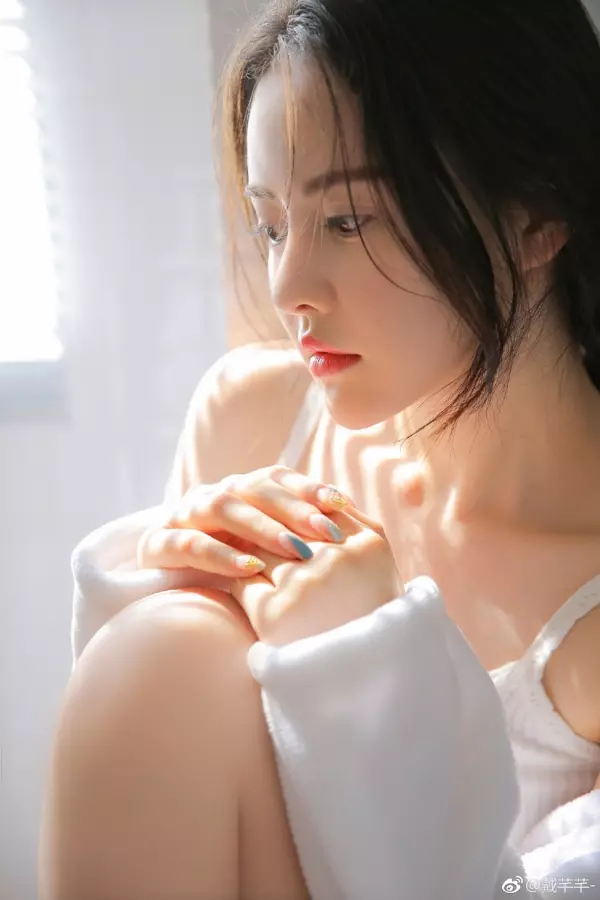 王晶翻拍《唐伯虎點秋香》 陳百祥鄭佩佩苑瓊丹強勢回歸!